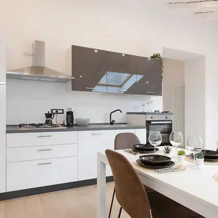 La Casa Di Po' 트리에스테